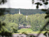 _exp0526_75.jpg (99264 bytes)